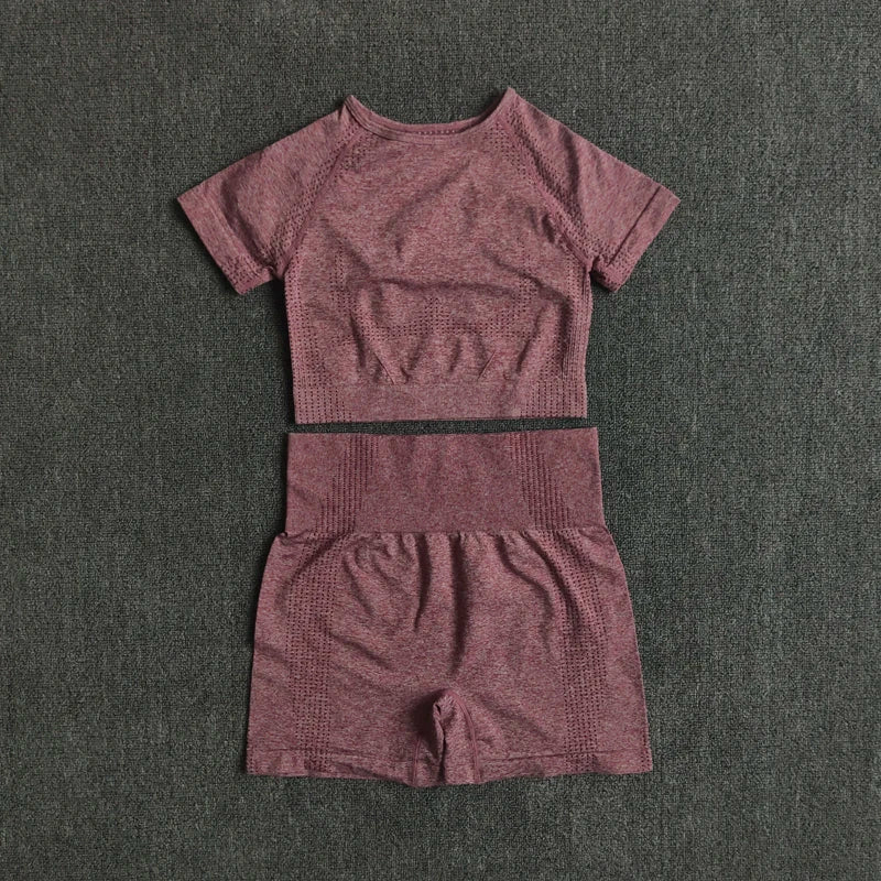 Seamless Women’s Yoga & Workout Set